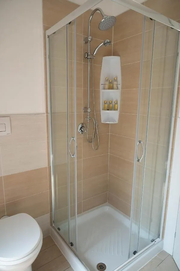 Dimora Rossa Bed & Breakfast Sottomarina 0*,  Italy
