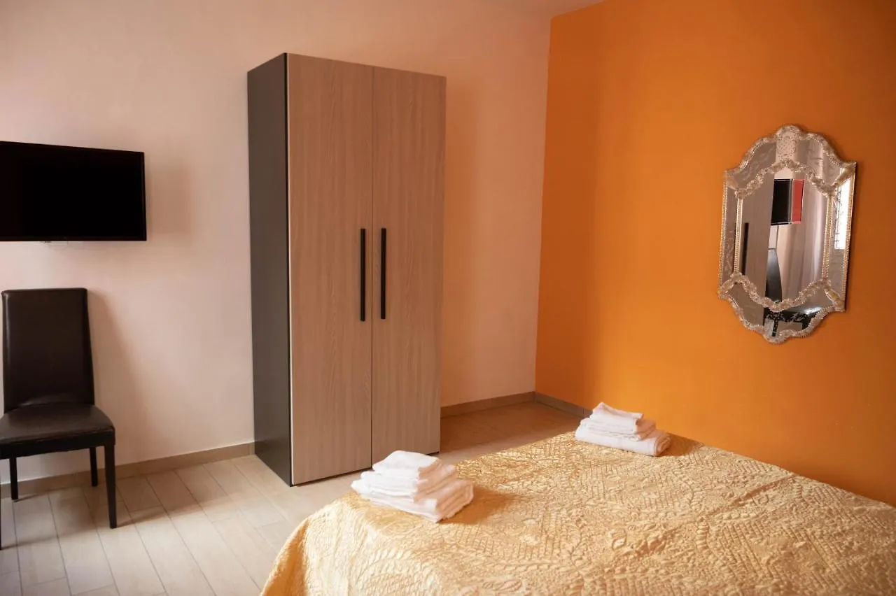 Dimora Rossa Bed & Breakfast Sottomarina