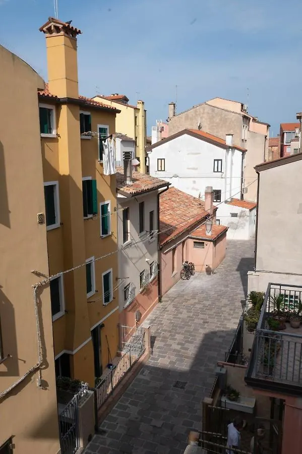 Dimora Rossa Bed & Breakfast Sottomarina Italy