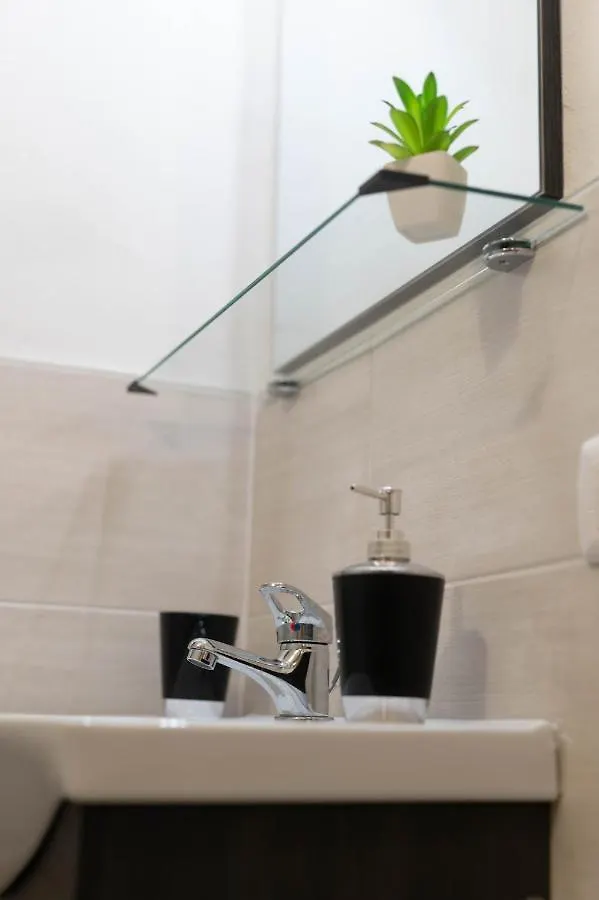 Dimora Rossa Bed & Breakfast Sottomarina Italy
