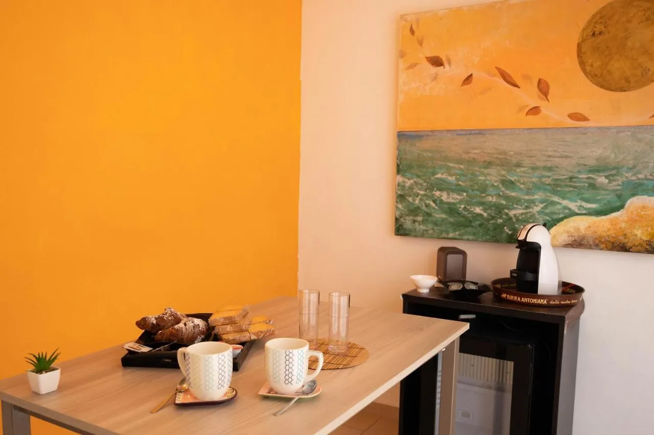 Dimora Rossa Bed & Breakfast Sottomarina 0*,  Italy